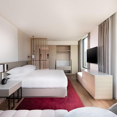 Adelaide Marriott Hotel Exterior photo