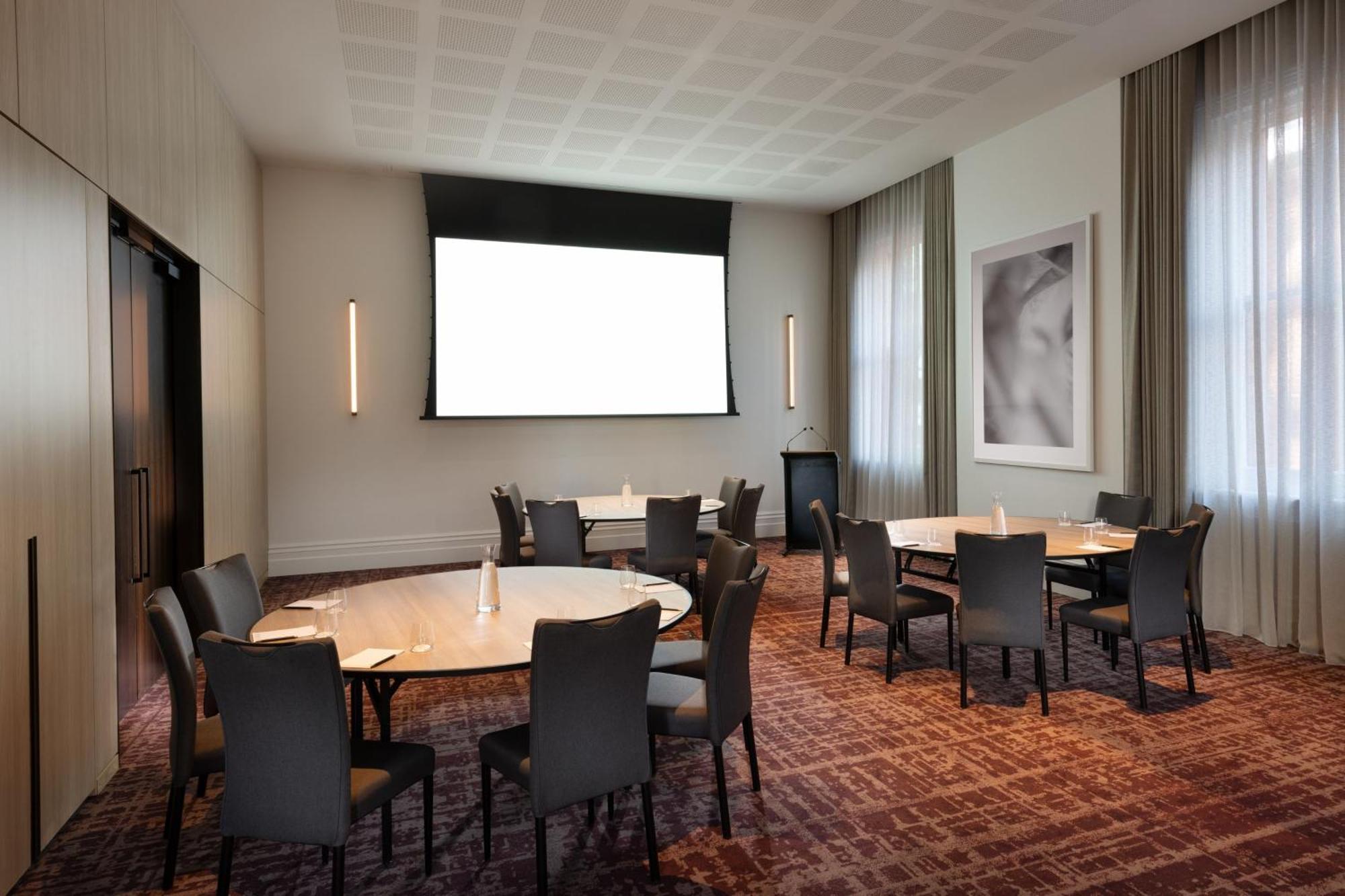 Adelaide Marriott Hotel Exterior photo